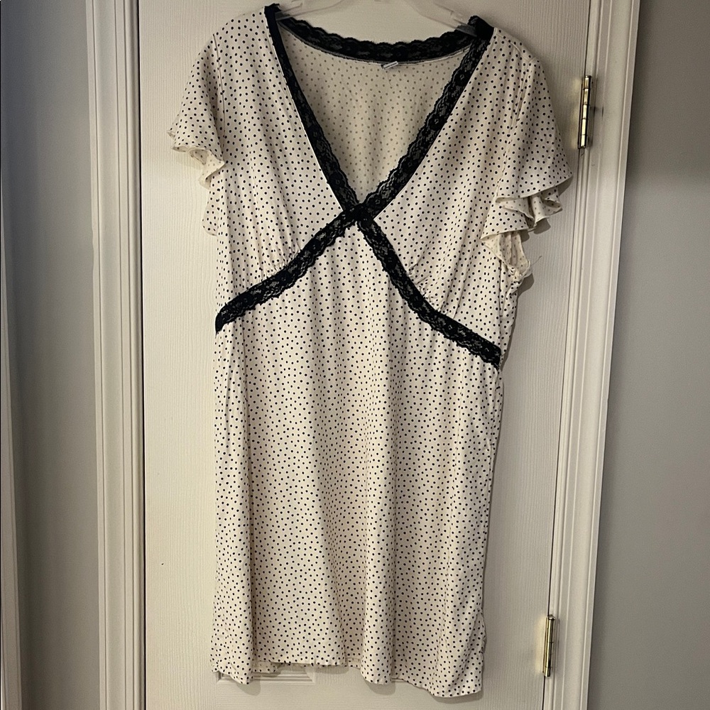 Old Navy white  and Black Polka Dot sun dress